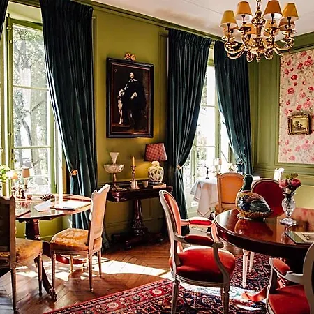 Chateau De Picheny