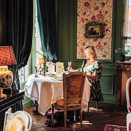 Chateau De Picheny Hotel Montlevon