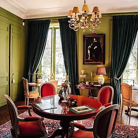 Chateau De Picheny