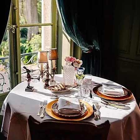 Chateau De Picheny Montlevon